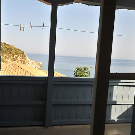 فندق Hotel Agios Nikitas 2*