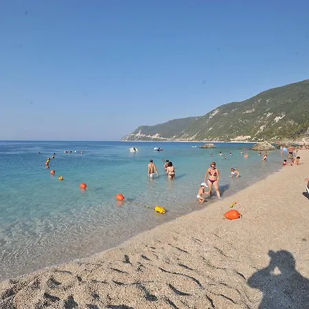 Отель Hotel Agios Nikitas